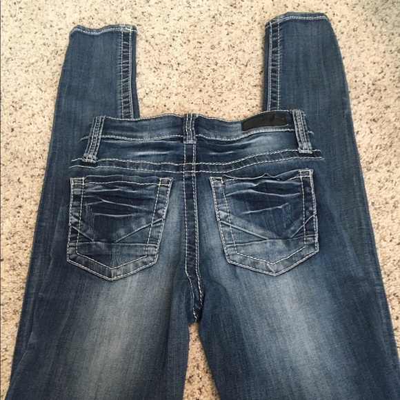 Daytrip Capricorn High Rise Skinny Jeans - Picture 3 of 4